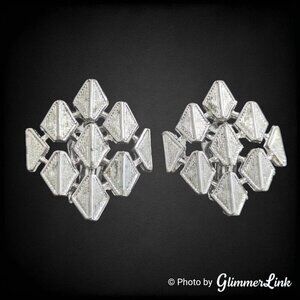 Vintage Coro Silver Tone Scale Design Clip On Earrings - 1950s/60s Geometric